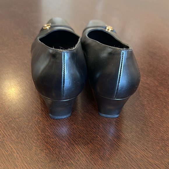 Lillaz Gancini Salvatore Ferragamo Embossed - Picture 3 of 11